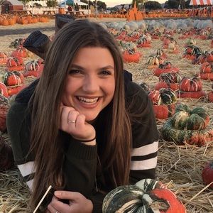 Meet your Posher, Megan